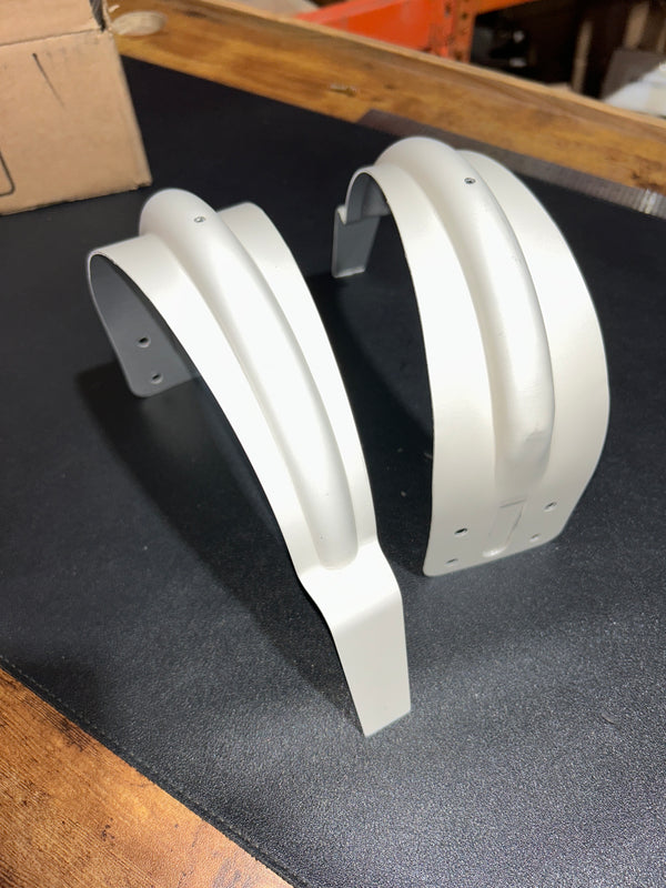 6 дюймів. Напівкругла зовнішня вішалка для ринви