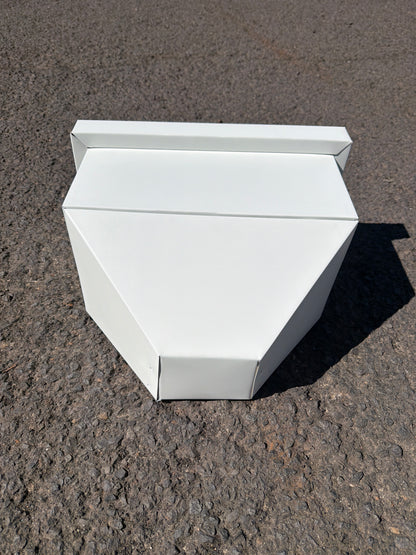30 White Extra Large Aluminum Single Crown Leader Head - XL Collection Box W 16" x H 13" x D 9"