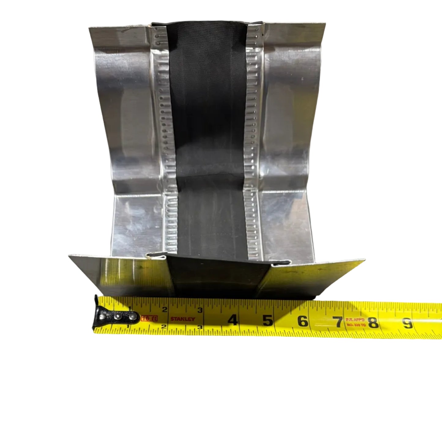 Aluminum gutter expansion joint with curved EPDM rubber flexible insert thermal protection 5 inch 6 inch K-style seamless gutter system GutterAll Damascus Oregon