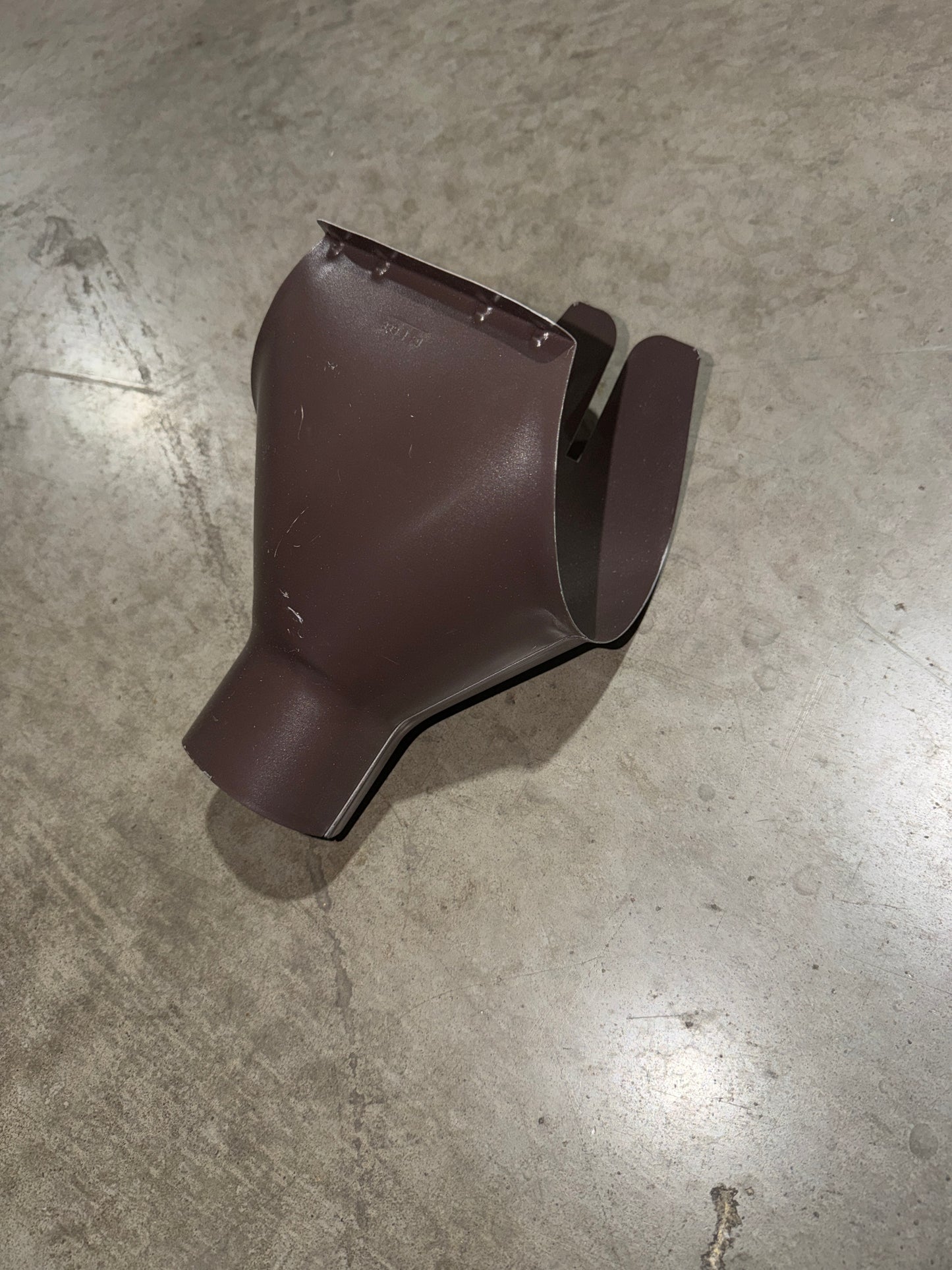 6 in Half Round Gutter Max Flow Outlet - 6 in, 3.1 or 4.1 in