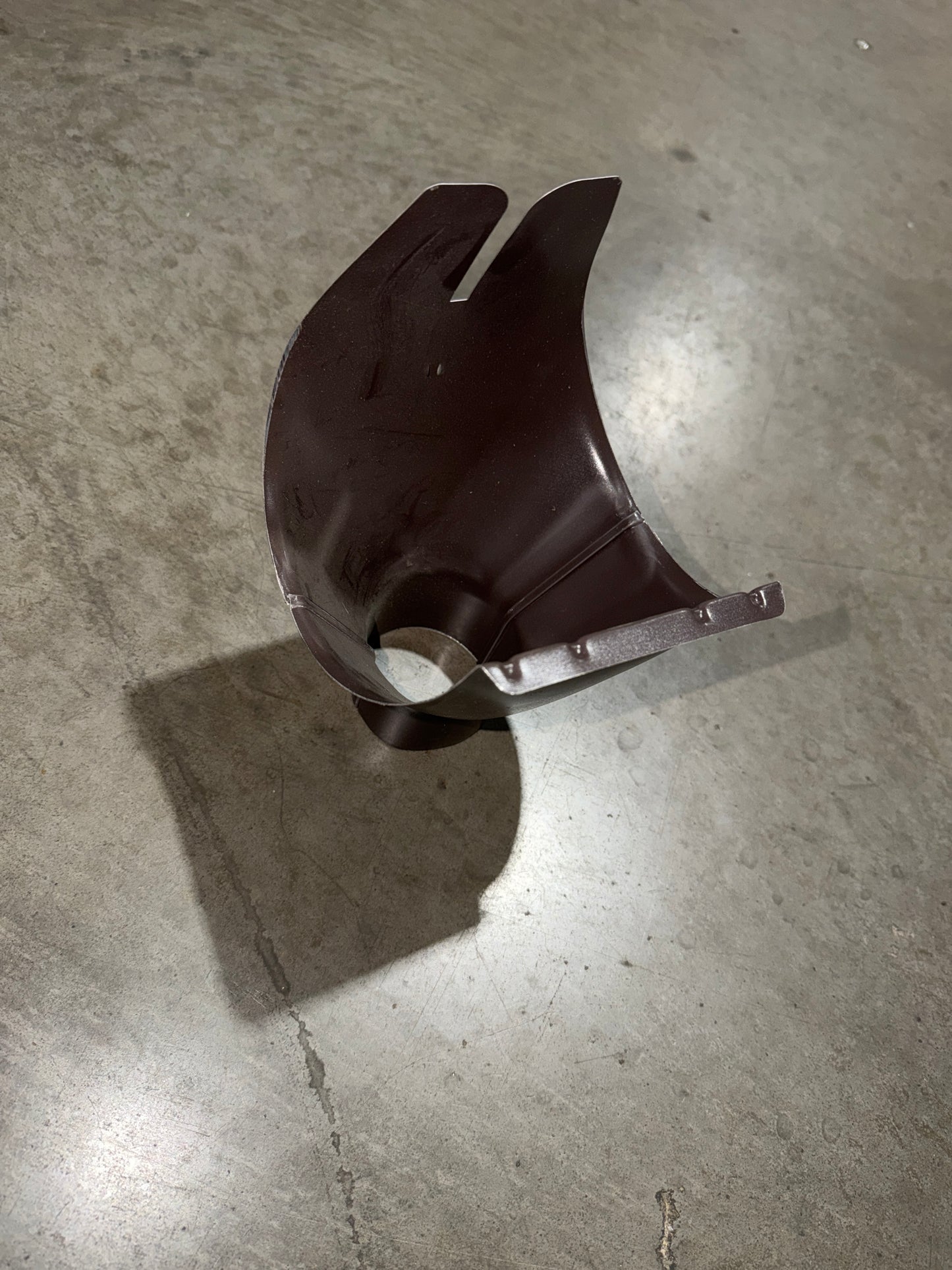6 in Half Round Gutter Max Flow Outlet - 6 in, 3.1 or 4.1 in