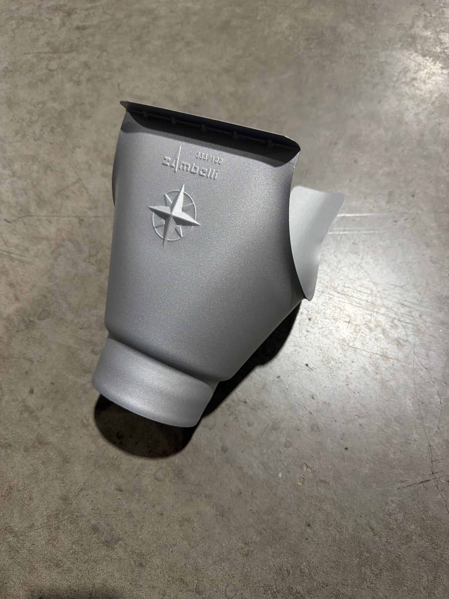 6 in Half Round Gutter Max Flow Outlet - 6 in, 3.1 or 4.1 in