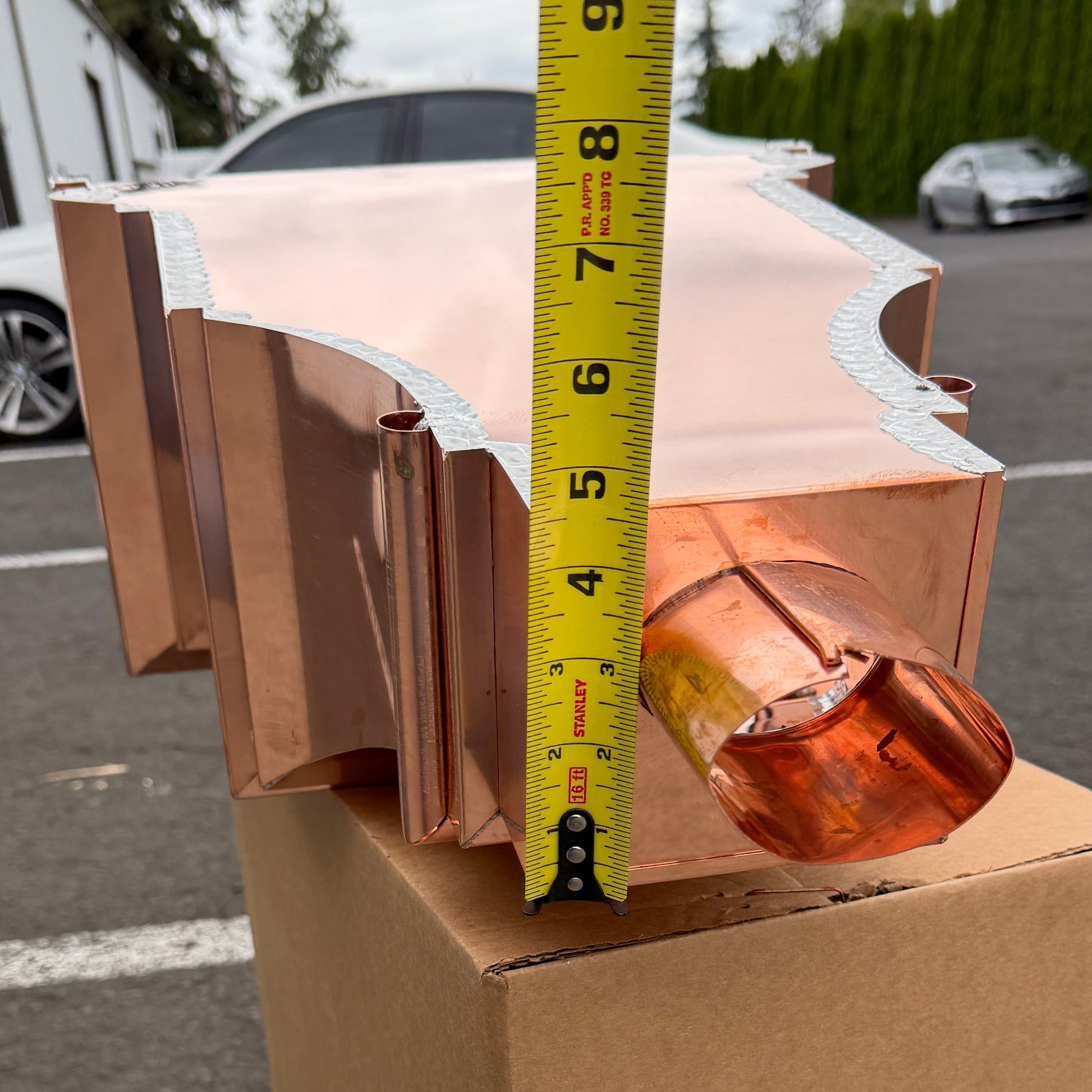 Fleur‑de‑Lis Copper Conductor Head – 15"x9.5"x20" Ornamental Collection Box with 2x3 Oval Outlet