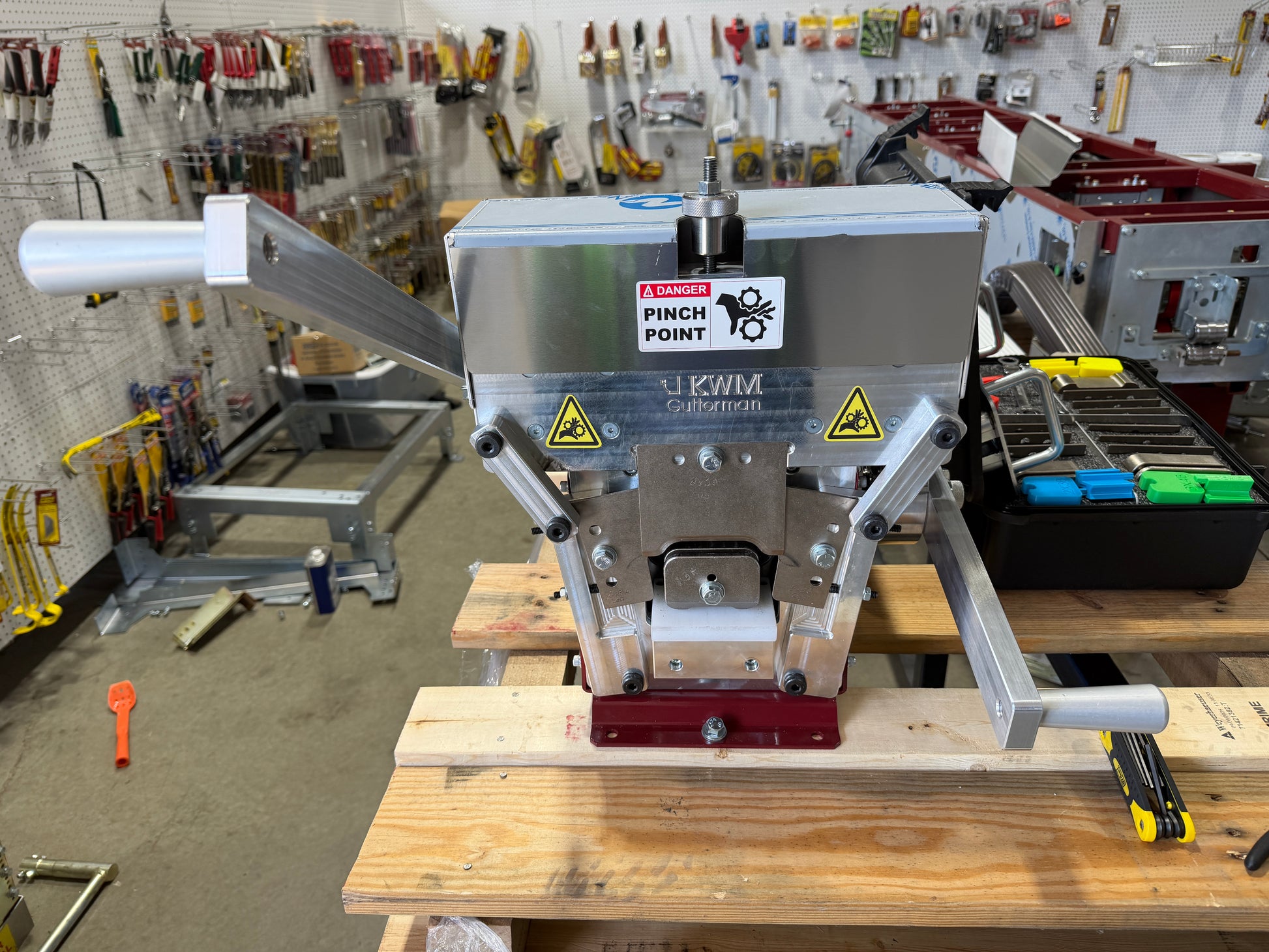 KWM Gutterman IronMan Elbow machine complete package with 2x3 A B and 3x4 A B mandrel die sets and storage case professional gutter elbow fabrication GutterAll Damascus Oregon