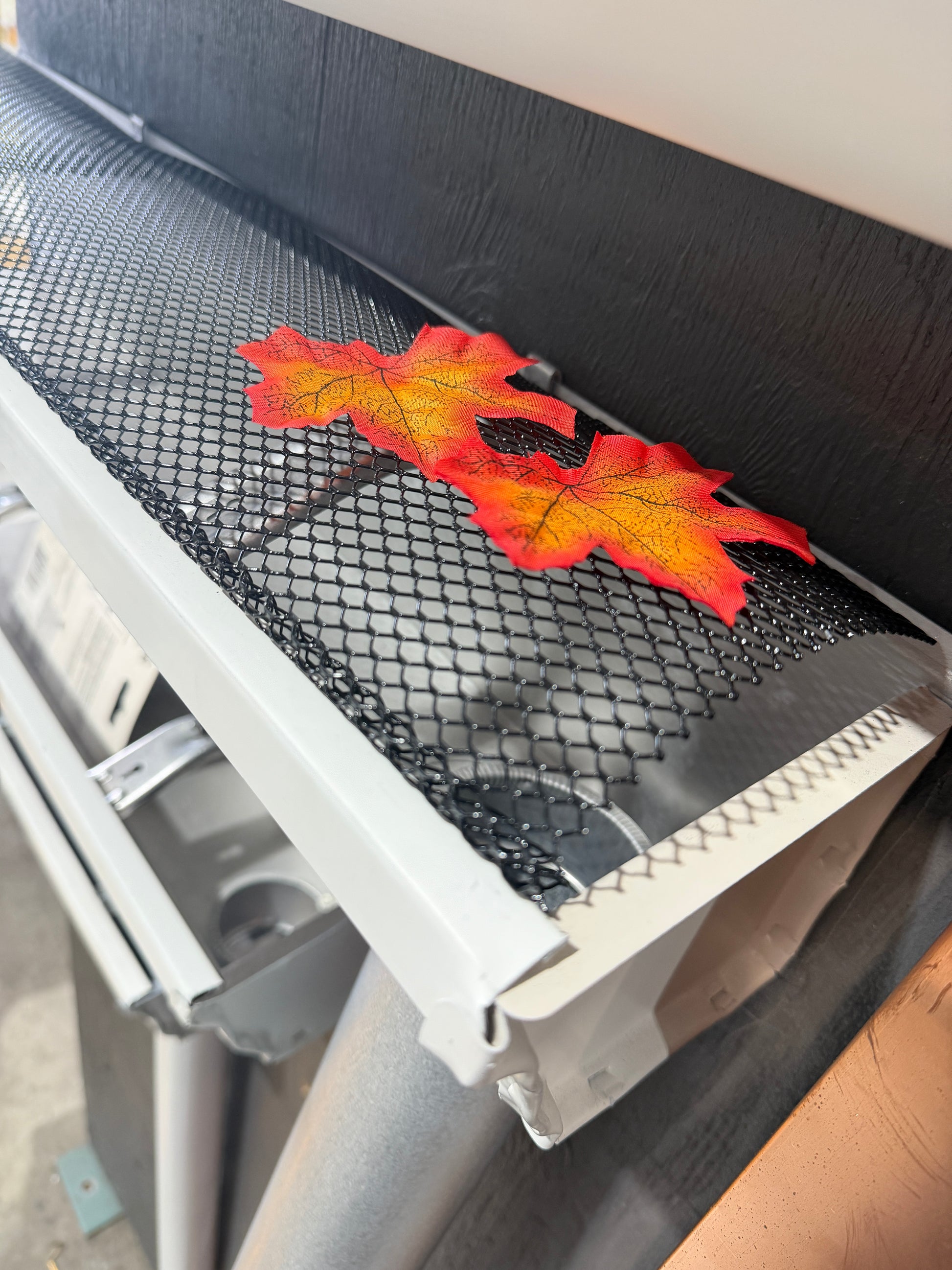 Aluminum gutter guard mesh for 6 inch K-style gutters. Snap-in leaf screen blocks debris while water flows through. Contractor packs. GutterAll OR.