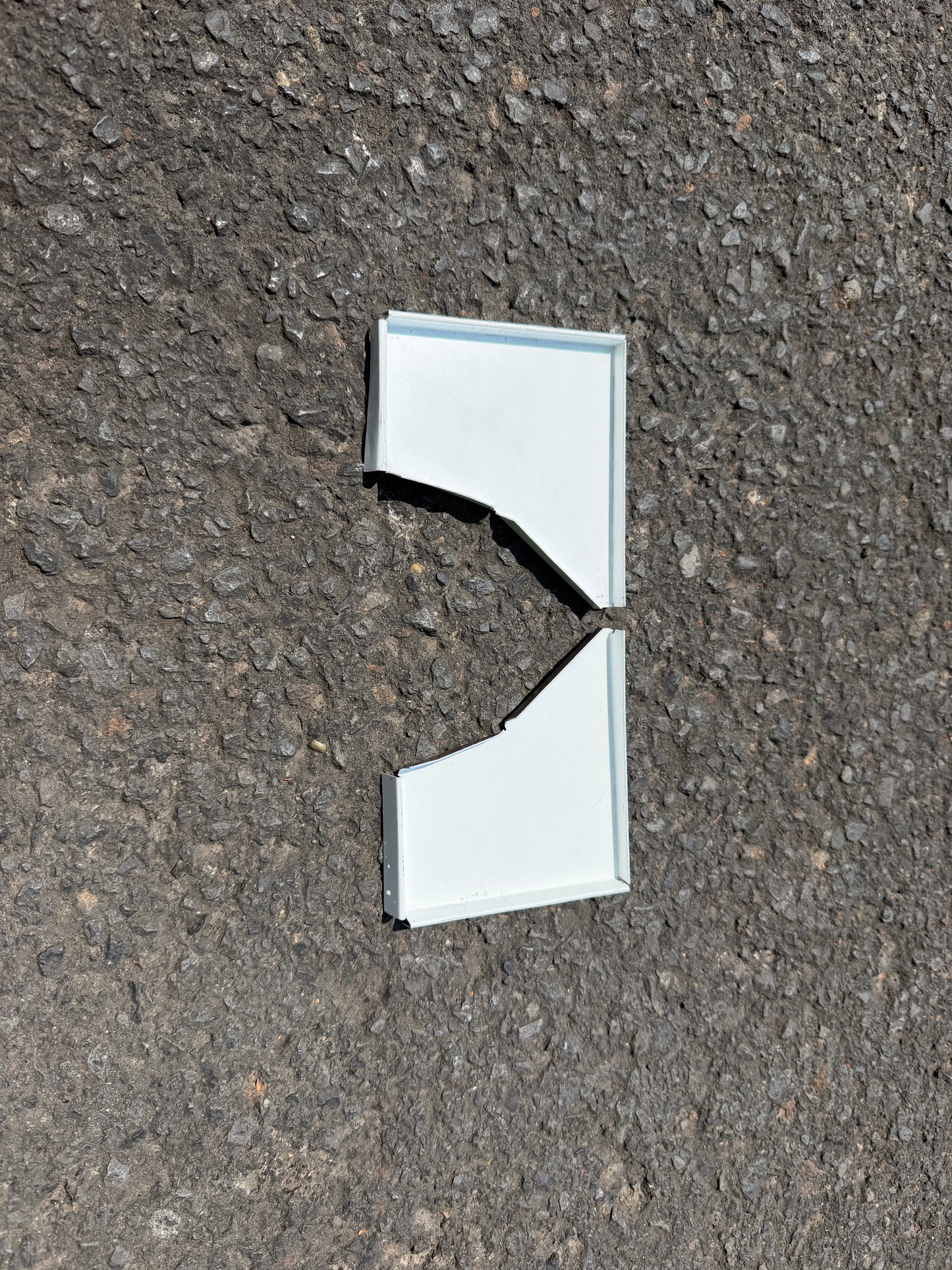 5 Inch Box Curved End Cap - K-Style Crimp On Gutter Cap